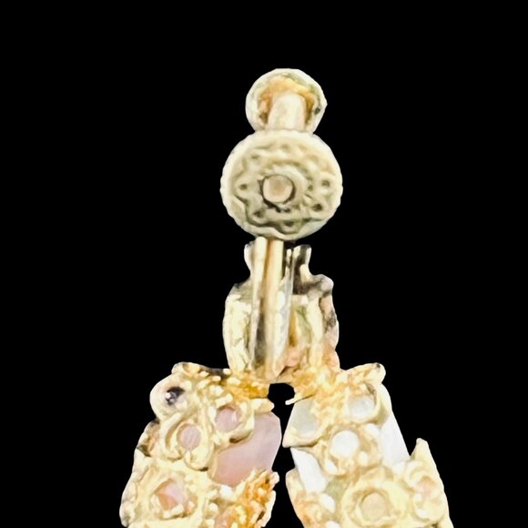 Vintage Gold Tone With Pastel Glass Crystals Dangle Screw Back Earrings (5288) - Picture 7 of 7